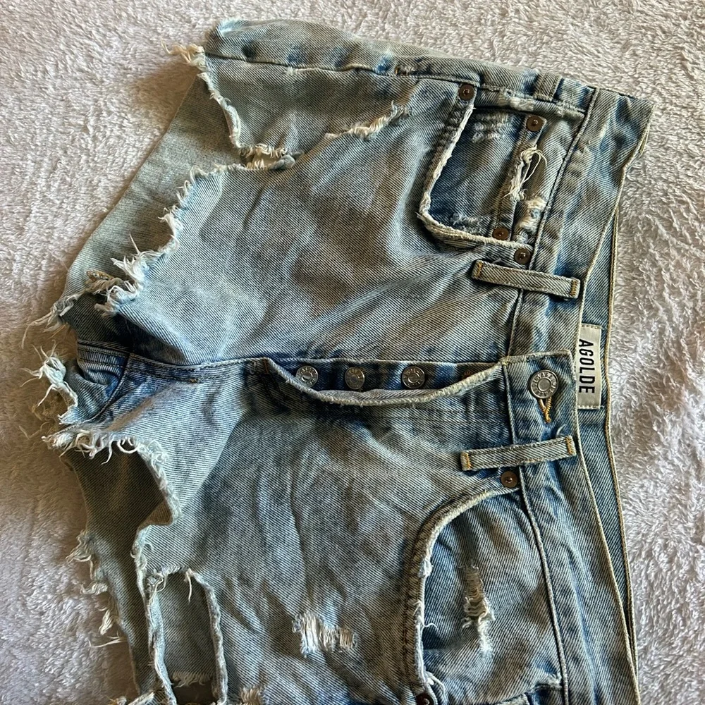 AGOLDE Women's Parker Vintage Cut Off Short in‎ Swapmeet #A026-811 W7242 Size 25